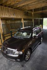 Infiniti QX56 2011 года